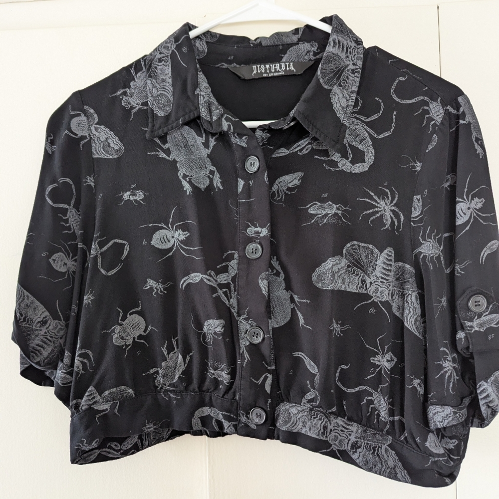 Black Insect Print Cropped Blouse